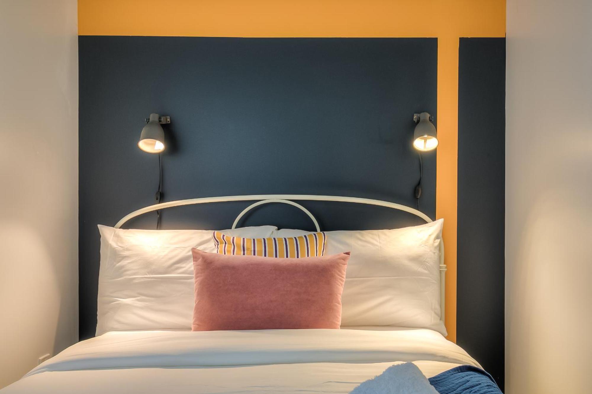 Panorama Suites Downtown تورونتو المظهر الخارجي الصورة
