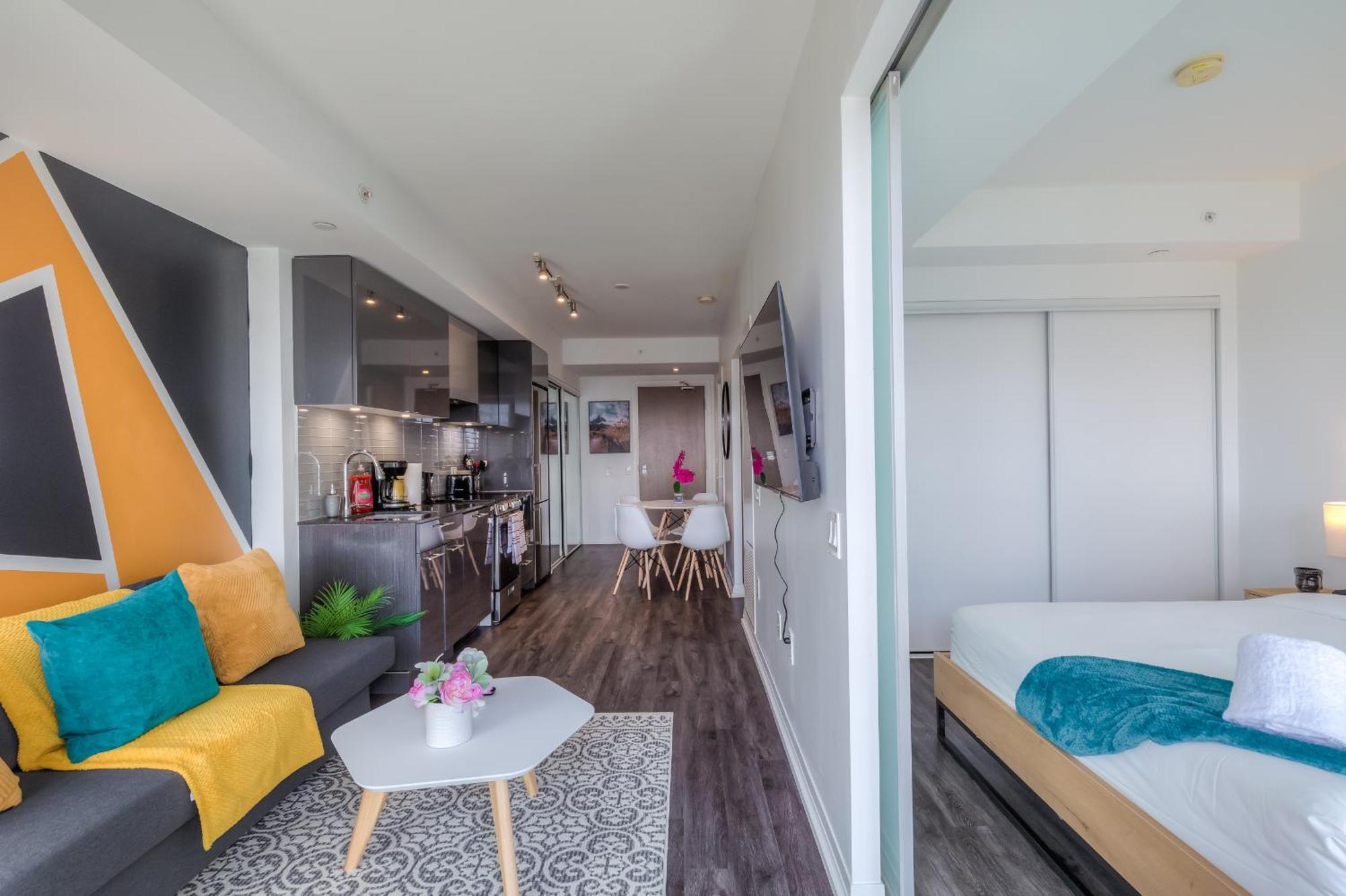 Panorama Suites Downtown تورونتو المظهر الخارجي الصورة