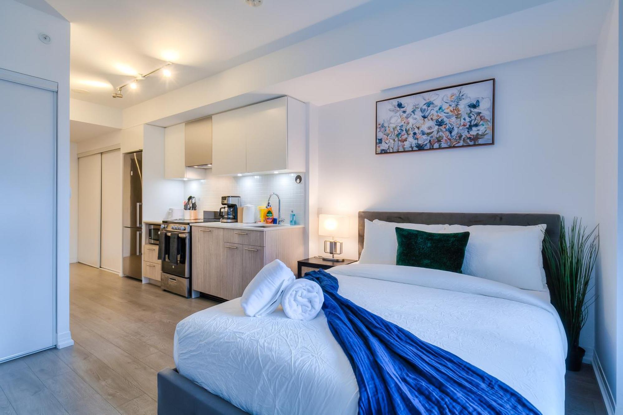 Panorama Suites Downtown تورونتو المظهر الخارجي الصورة