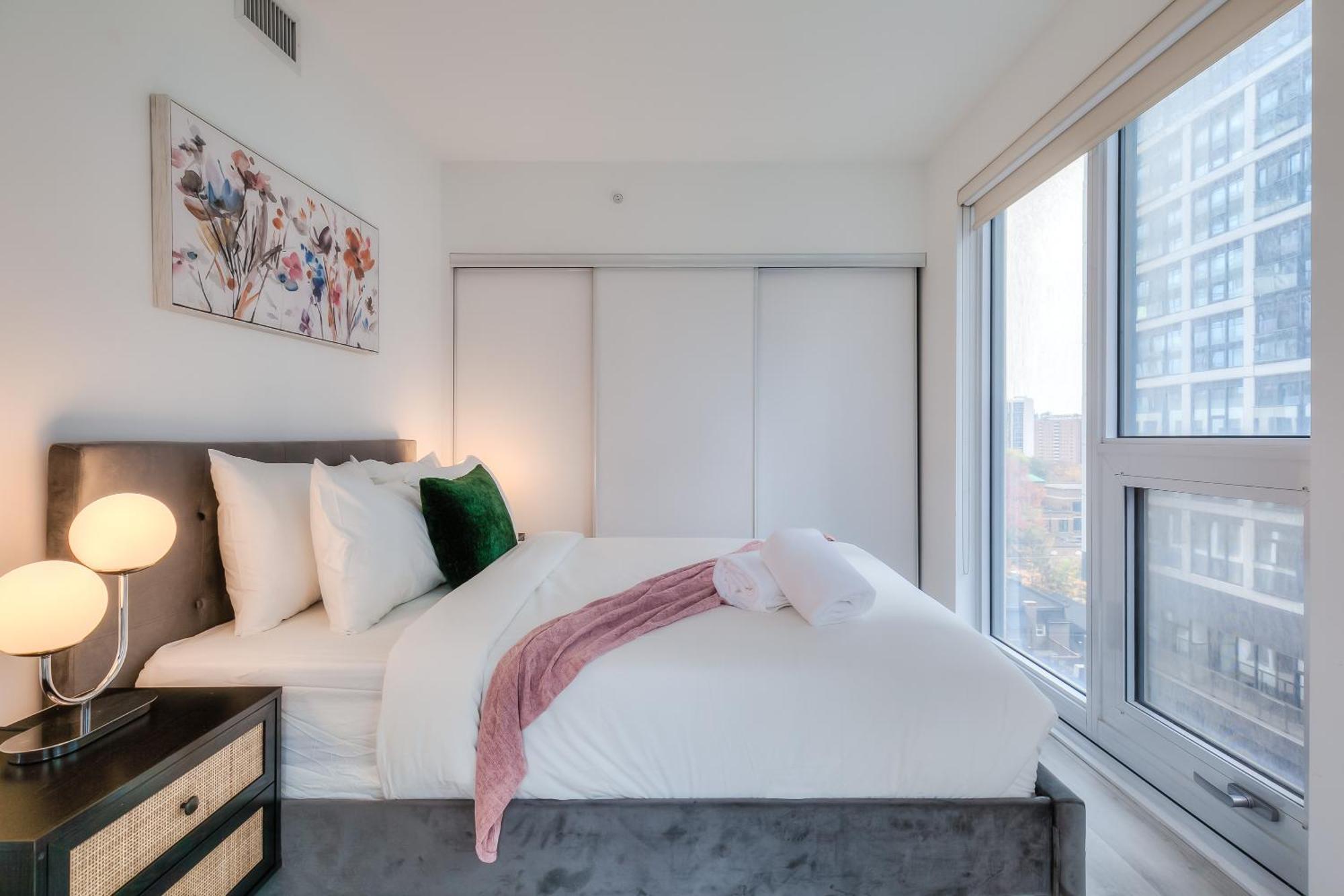 Panorama Suites Downtown تورونتو المظهر الخارجي الصورة