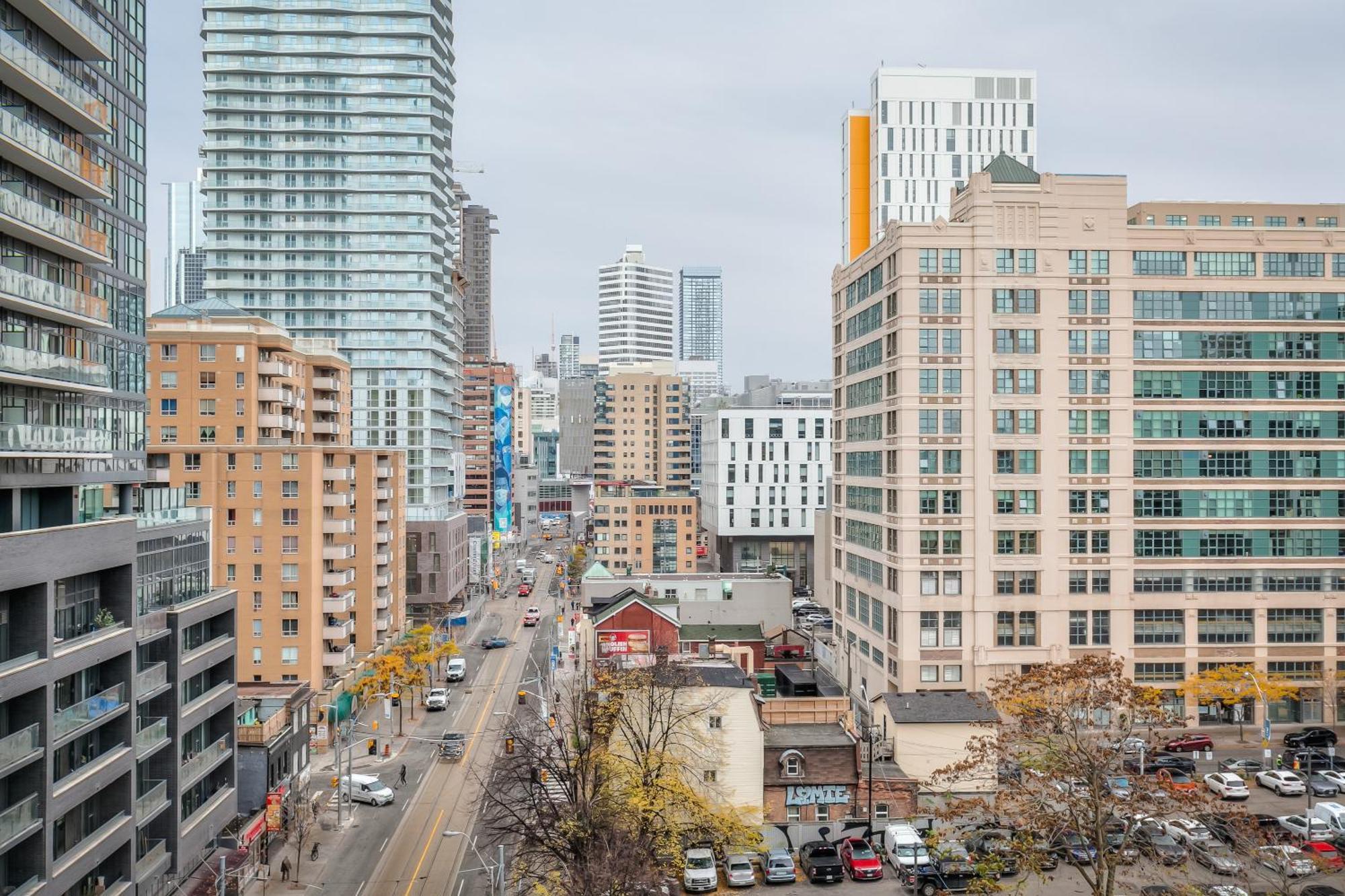 Panorama Suites Downtown تورونتو المظهر الخارجي الصورة