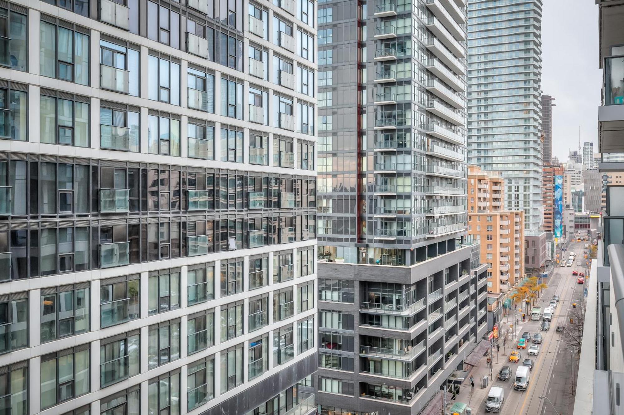 Panorama Suites Downtown تورونتو المظهر الخارجي الصورة